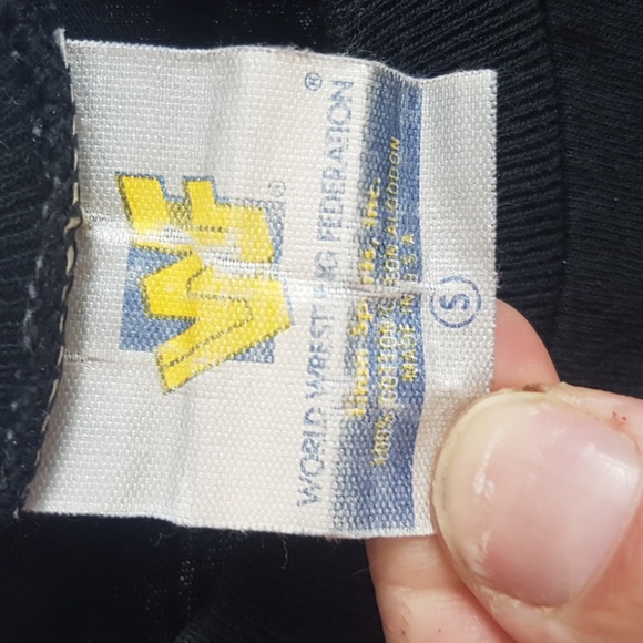 Vintage wwf undertaker shirt - Picture 4 of 4